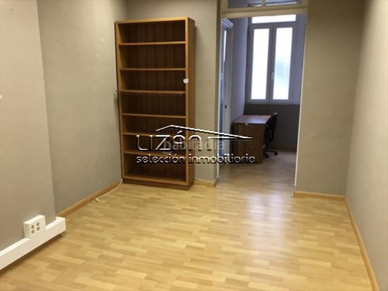 Foto fb12cb3d-e790-4f42-8bb1-3992d25fff00. Rent office space with heating in Parque San Francisco - Uría Oviedo