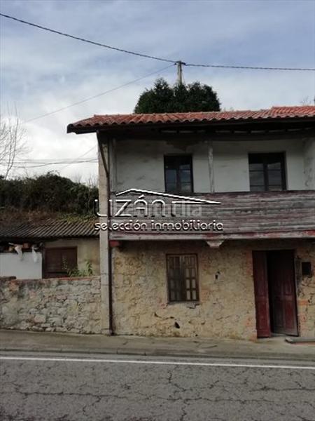 Foto 396ccfdb-00da-4185-876a-5219ea226e28. Casa bifamiliare con parcheggio in Parroquias Sur - La Manjoya Oviedo