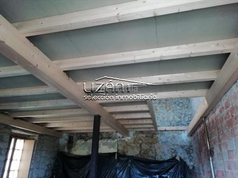 Foto 9830211e-70cd-4a61-aa55-9db9d7e6366c. Casa bifamiliare con parcheggio in Parroquias Sur - La Manjoya Oviedo