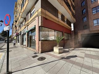Lloguer Local Comercial  Oviedo - la tenderina. Se alquila local comercial en c tenderina en esquina