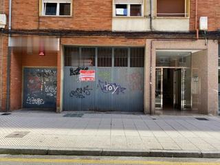 Locale commerciale in Oviedo - Saturnino Fresno