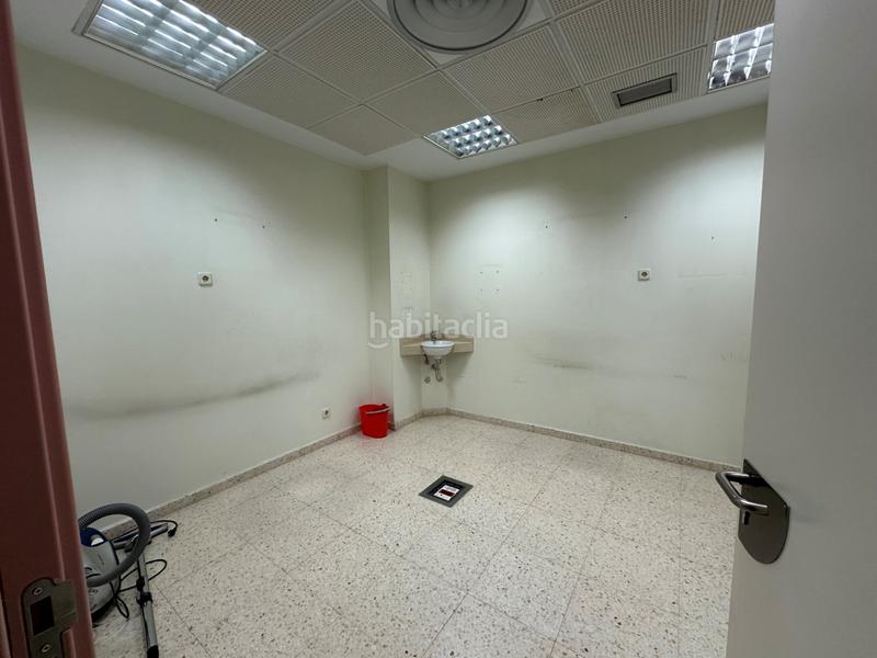 Foto 6514498a-12b6-43a6-b101-471e1a3cdabd. Location local commercial dans Masip Oviedo