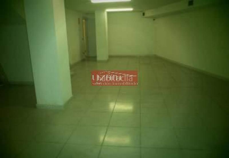 Foto 2b4bc109-9727-4a51-a22d-d44697c4b5b7. Lloguer local comercial a Cerdeño - El Palais - Mercadín Oviedo