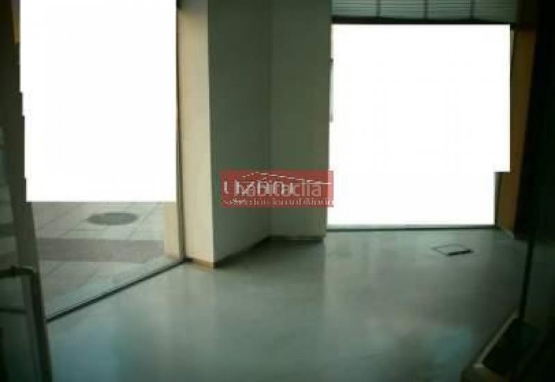 Foto 9b46f9ec-dbcb-4a55-b0e2-1ab2d14e6521. Rent business premise in Cerdeño - El Palais - Mercadín Oviedo