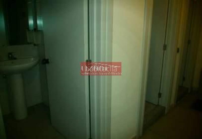 Foto c57cada9-23be-47c1-b11d-a649d435f7fa. Rent business premise in Cerdeño - El Palais - Mercadín Oviedo