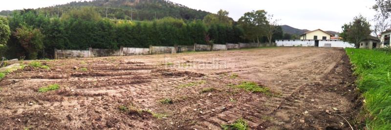 Foto f666d406-c912-42e3-ab34-2bb74cb651bc. Terreny residencial a Cudillero