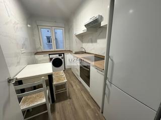 Rent Flat  Oviedo - fuertes acevedo. Se alquila piso de temporada en el cristo, zona facultades hasta