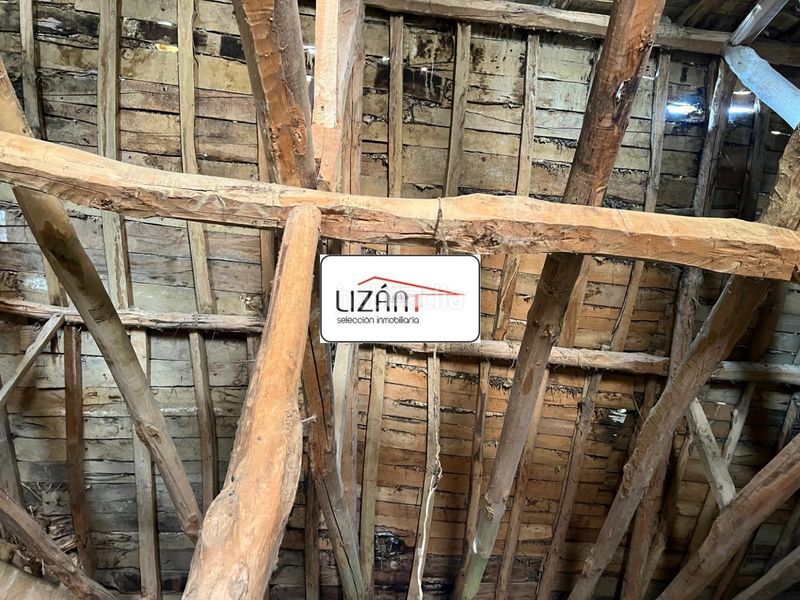 Foto f870bdbc-8f91-4d45-b00f-9999895e7f75. Casa a Sahagún