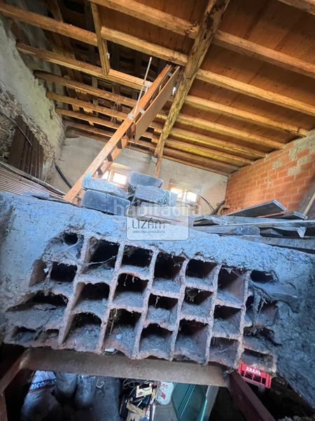 Foto 9ab624cc-0dd6-4ac0-b19d-828710b4a0f8. Casa a Aller