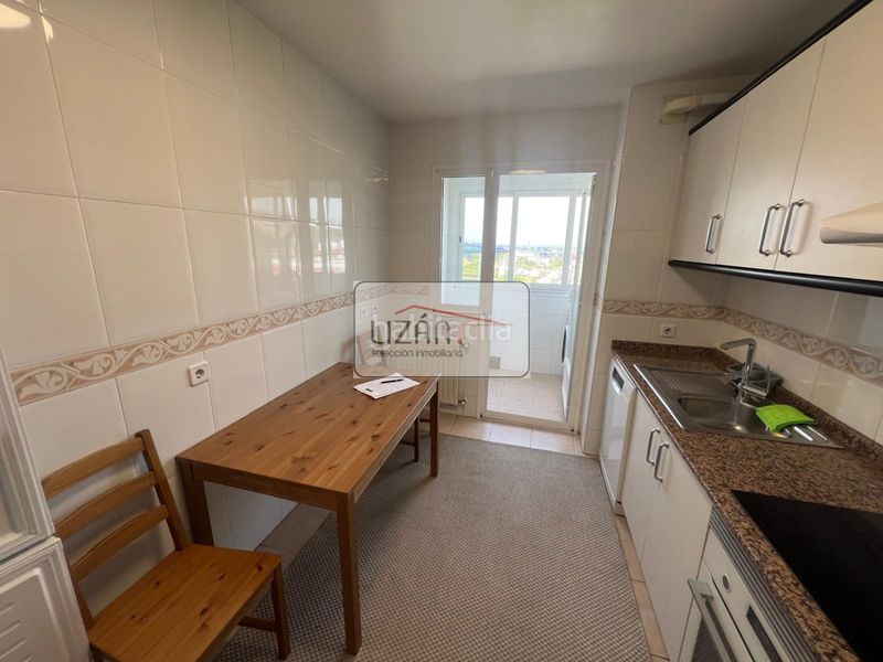 Foto 3229557a-df0f-46b7-8c3b-72363e93fbd7. Pis amb aparcament a Ventanielles Oviedo