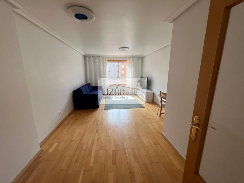 Foto ab89406e-289a-44a7-b5c3-f74c3ca29a1a. Pis amb aparcament a Ventanielles Oviedo