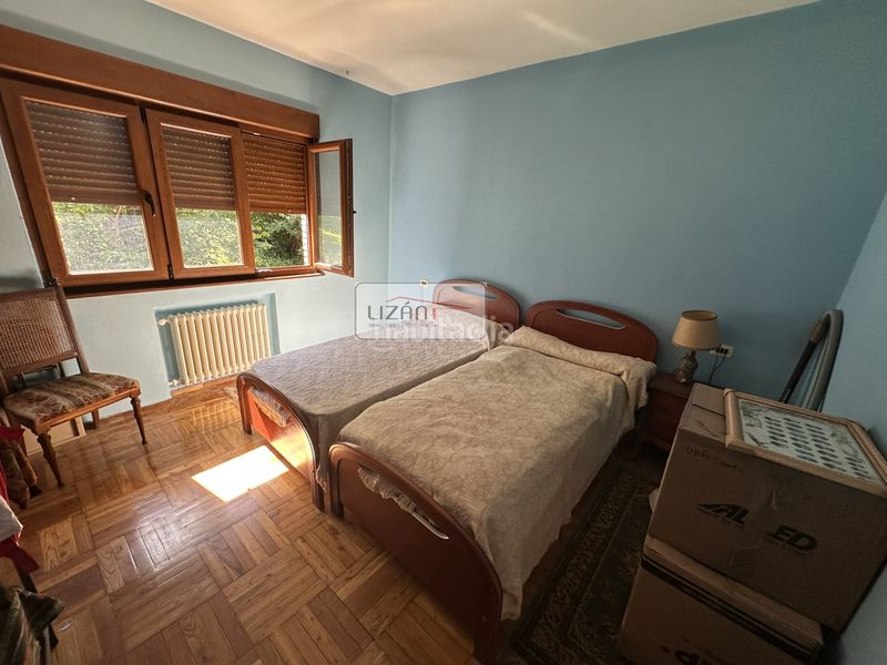 Foto 5da1f5e2-65f0-4ab8-8b3c-b32563dd273a. Casa amb calefacció a Carbayin-Lieres-Valdesoto Siero