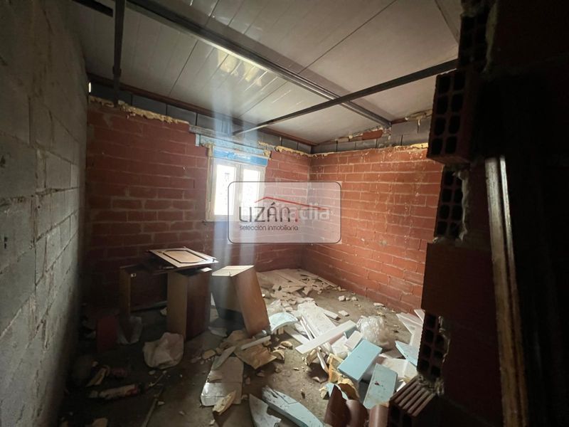 Foto c158ae5e-98c6-4ce6-b4f3-26ee2e0aad59. Casa a lada - barrio las tejeras 53 a Sama Langreo