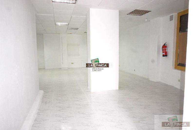 Foto 2bcedbc3-1f35-4c3f-9efa-4b16cb859dd2. Affitto locale commerciale in Milán - Pumarín Oviedo