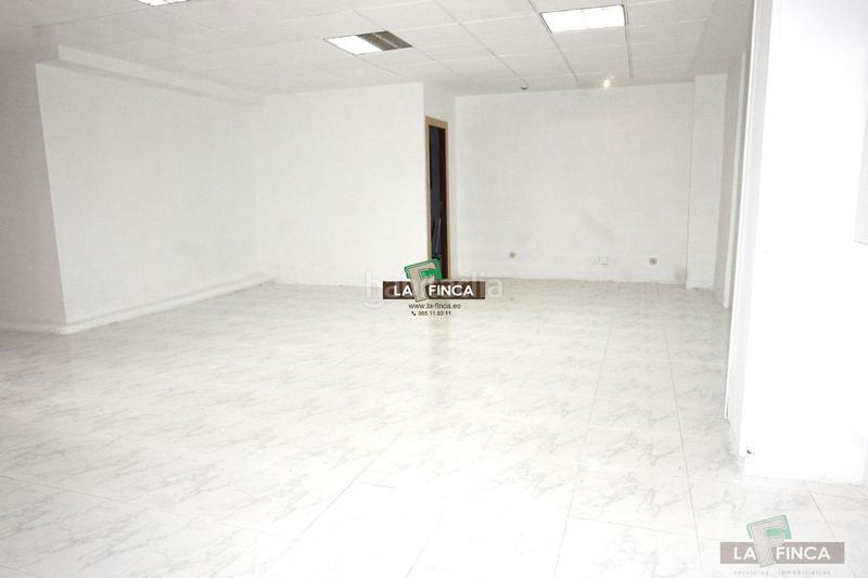 Foto 527d67df-917f-46c8-a561-e9d817ab2783. Location local commercial dans Milán - Pumarín Oviedo