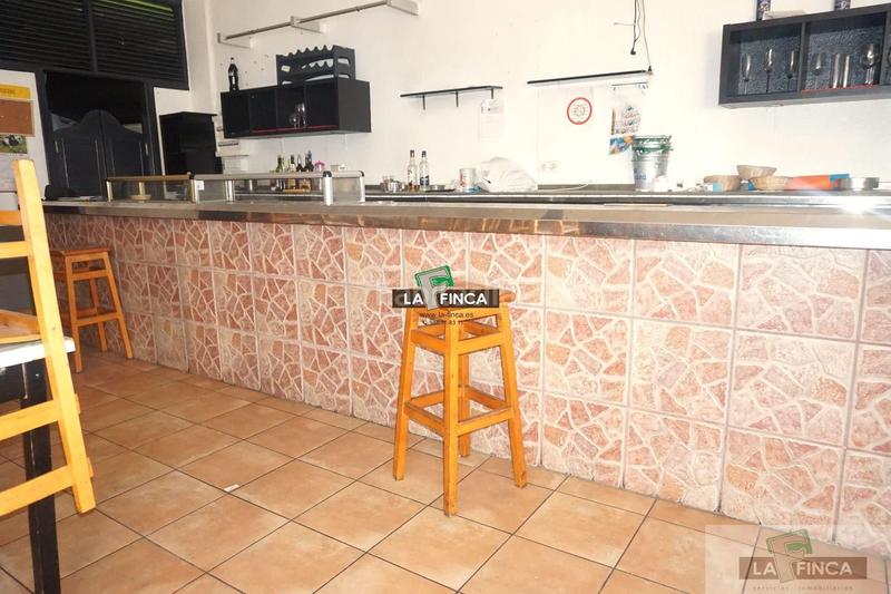 Foto 84ddbc20-1aa4-488d-972b-2f2d6acdef2d. Lloguer local comercial a Teatinos - Los Prados Oviedo