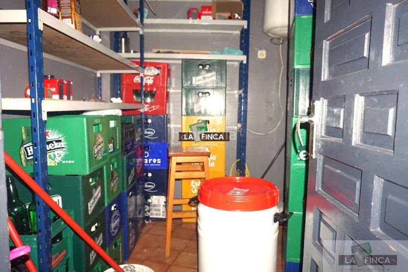 Foto 8f7b7331-cbf3-4b94-afcc-125bbd28e7a9. Location local commercial dans Teatinos - Los Prados Oviedo