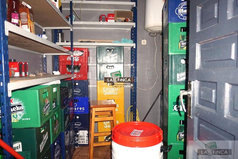 Foto b0ef65f7-3bdd-4d8d-a3a9-d835b9b4a21e. Location local commercial dans Teatinos - Los Prados Oviedo