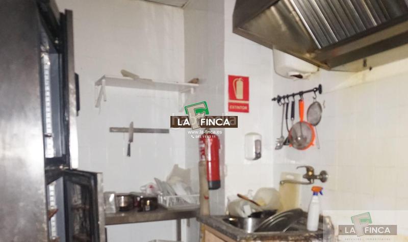 Foto d33a5ed4-0711-4ec0-abfe-cc34d34b1856. Location local commercial dans Teatinos - Los Prados Oviedo