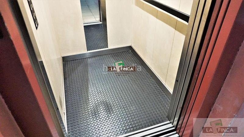 Foto 01655fe8-ddfb-4702-bf49-795a770404c2. Autoparkplatz in Milán - Pumarín Oviedo