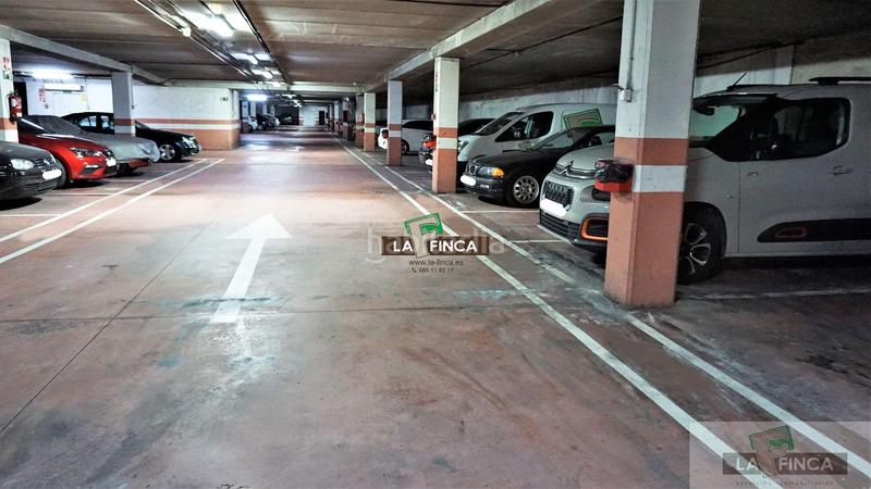 Foto 20addf11-7e6c-425c-8207-82c353a32940. Autoparkplatz in Milán - Pumarín Oviedo