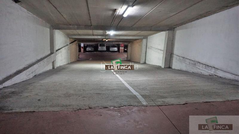 Foto 4d593fe8-7be1-478d-8b6e-3d9889ae7a6b. Autoparkplatz in Milán - Pumarín Oviedo