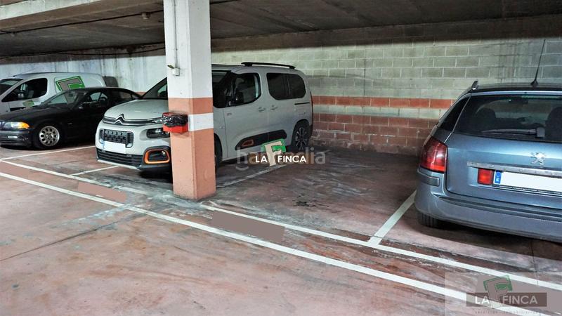 Foto 956d9b14-cfb5-44d2-9a48-c6f051efae16. Autoparkplatz in Milán - Pumarín Oviedo