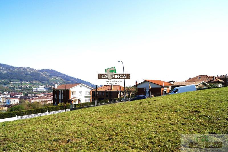 Foto 85e44b61-452c-4df3-b2fa-b5f0a6ee9831. Terreno residenziale in Olivares Oviedo