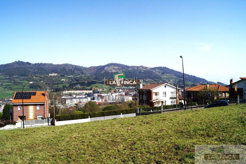 Foto b6a328cc-a34b-4538-a61c-b397fd29aa12. Terreno residenziale in Olivares Oviedo