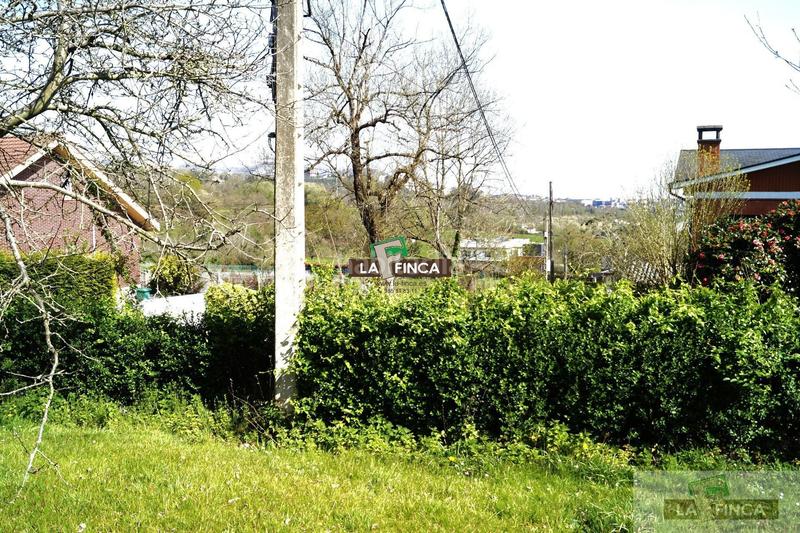 Foto e076a4a0-b62b-4ba0-8cc5-f738be81ebf1. Terreno residencial latores/terreno en San Claudio - Trubia - Las Caldas Oviedo