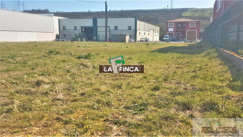 Foto 8219f535-2870-42f9-905e-f5595bac0140. Terreno residencial terreno en Salas