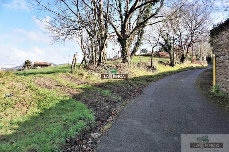 Foto 0a56398f-211d-4eba-8328-c1e623385dd9. Terrain résidentiel dans Llanera