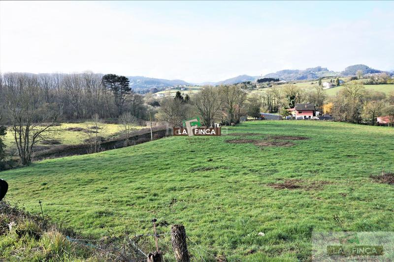 Foto 10bcc019-8b77-44c3-aa76-6ccaa99b6775. Terrain résidentiel dans Llanera