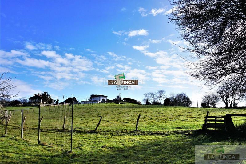 Foto 833081e2-cb14-4bcd-a4f8-8def05d9cc46. Terrain résidentiel dans Llanera