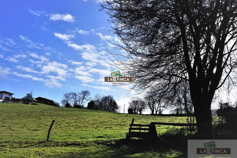 Foto 9083b819-0aaa-4d9d-8292-bc4ed34c4314. Terrain résidentiel dans Llanera