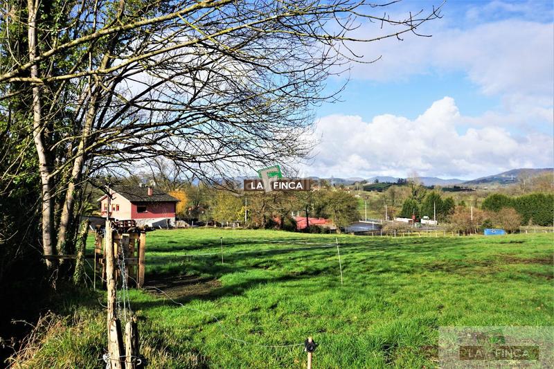 Foto f75e0de9-b1bd-4ca3-9fb0-48e576433186. Terrain résidentiel dans Llanera