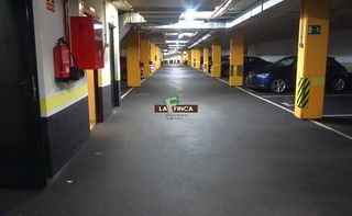 Miete Autoparkplatz in Milán - Pumarín. Oviedogaraje