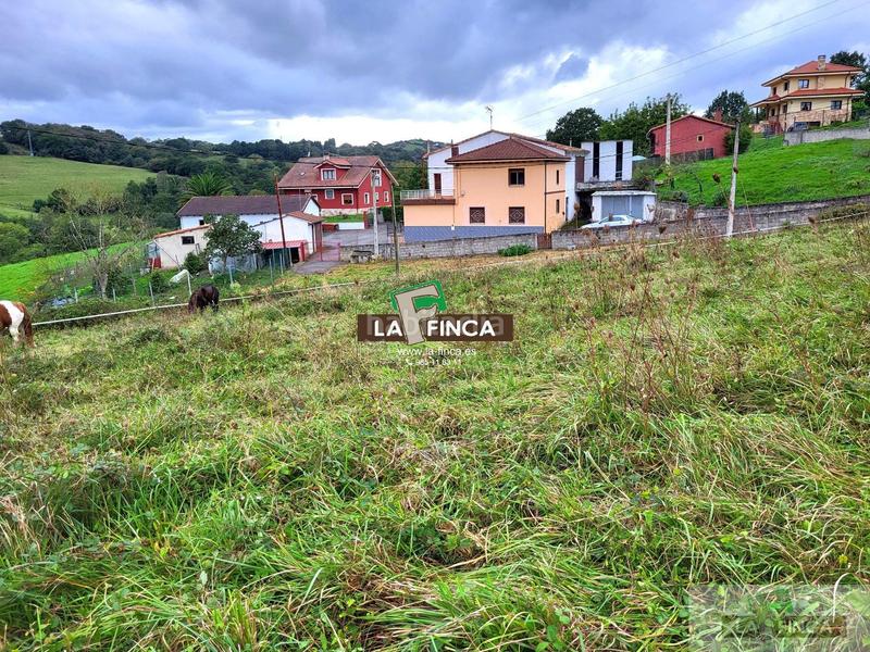Foto cea29dca-c012-4a0c-8b4f-3fd6b64bc0d7. Wohngrundstück in la pola Siero Siero