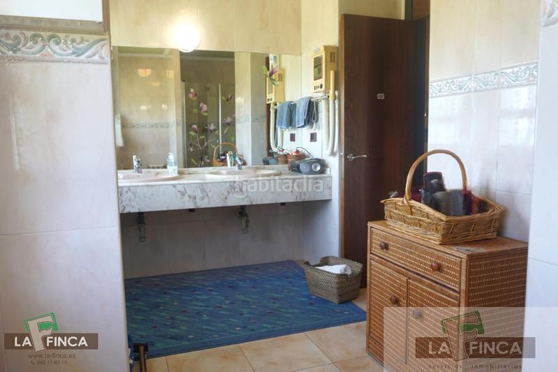 Foto 06717eee-497b-4393-b649-02a738ed0d71. Casa con riscaldamento parcheggio in Buenavista Oviedo