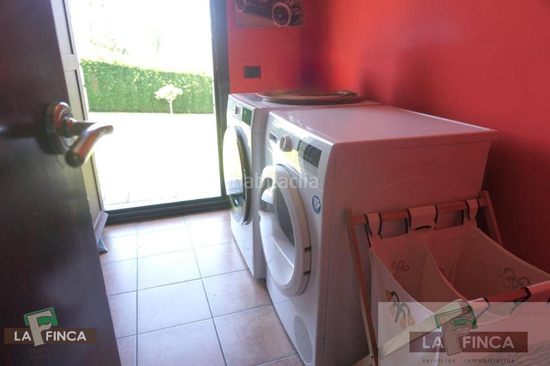 Foto 7de3e0a6-bd1c-4e10-a6b2-3813ae13dfa4. Casa con riscaldamento parcheggio in Buenavista Oviedo