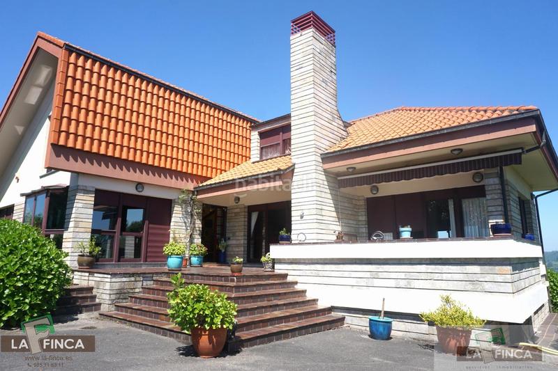 Foto c4589642-e04f-4470-9e4d-46a8a662883d. Casa con riscaldamento parcheggio in Buenavista Oviedo