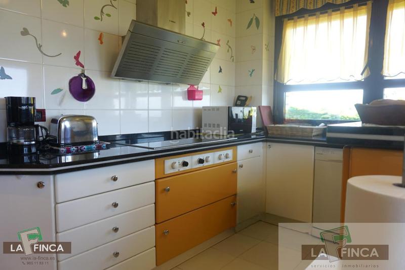 Foto cc5fdb7c-2749-4010-97de-6b43765359bd. Casa con riscaldamento parcheggio in Buenavista Oviedo