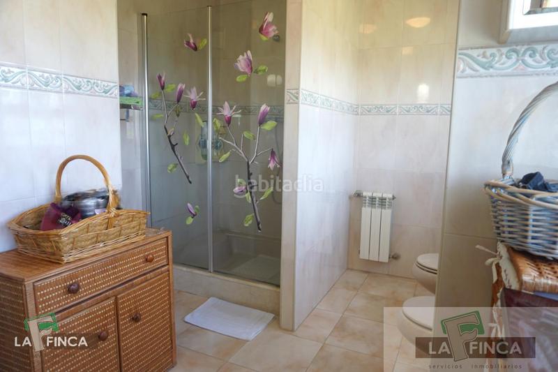 Foto edaedef2-4eee-472d-87a6-804401403a1c. Casa con riscaldamento parcheggio in Buenavista Oviedo