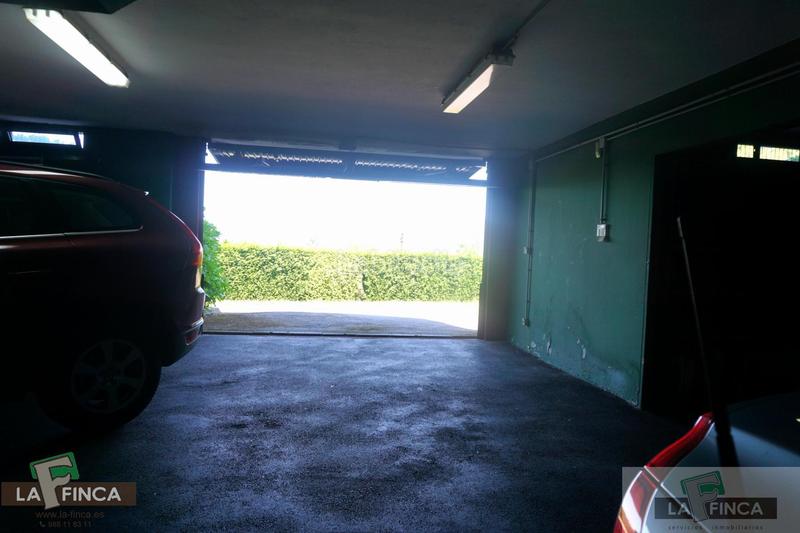 Foto f35a1c45-fd79-4d1d-becc-2f04f0e55d90. Casa con riscaldamento parcheggio in Buenavista Oviedo