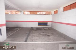 Parking coche en Huca - La Cadellada. Oviedogaraje