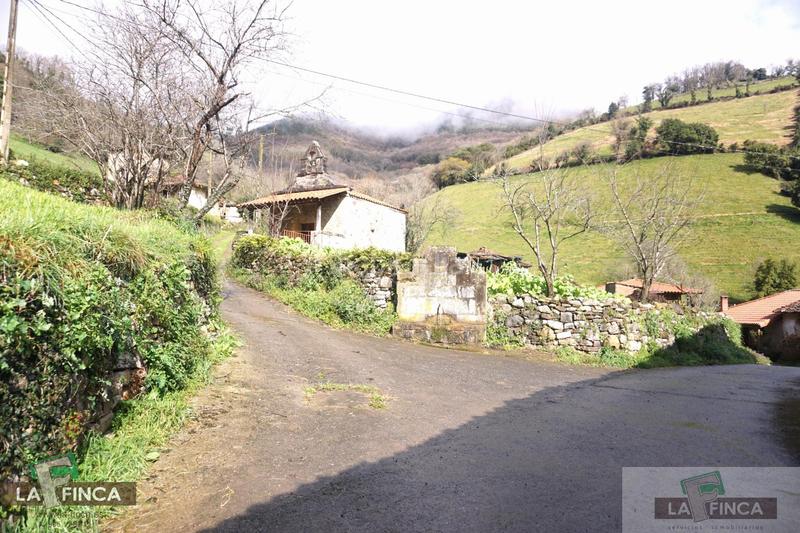 Foto 16d00813-d0ff-42b6-a014-d52a6750f9ec. Casa  en Belmonte de Miranda