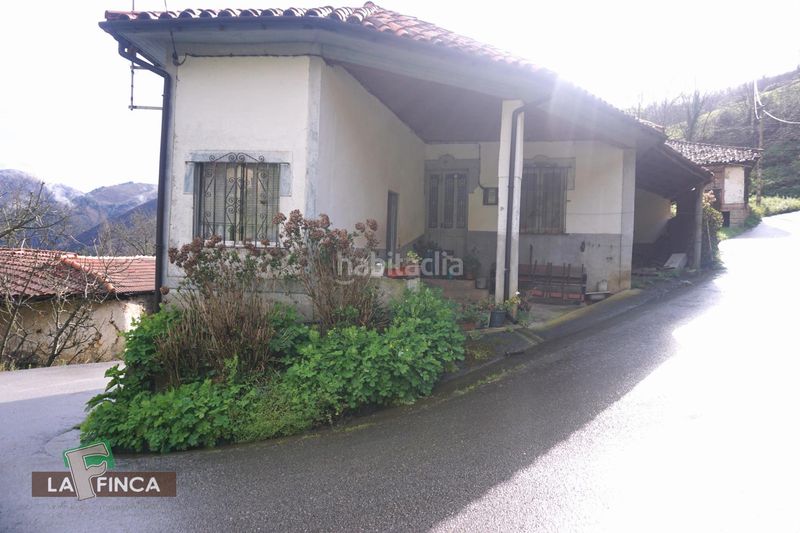 Foto 458d933a-503c-4c50-8e36-5a55fb946c8b. Casa a Belmonte de Miranda