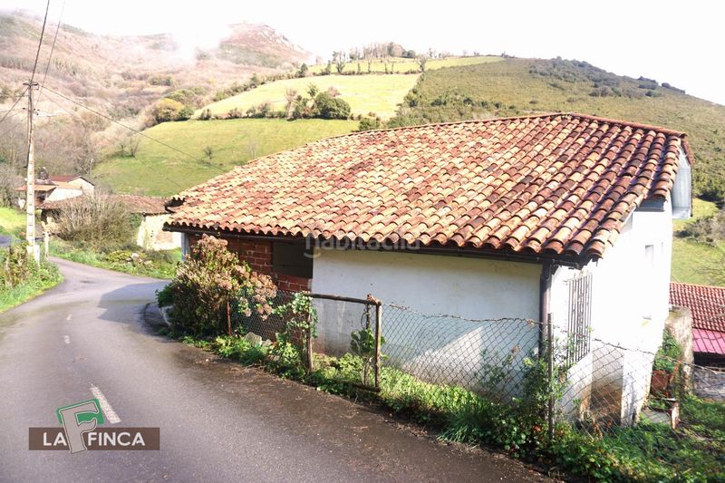 Foto 4858a4ba-a398-45ba-8802-0160a4a90224. Casa a Belmonte de Miranda