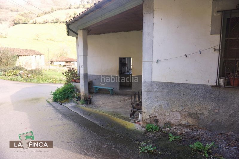Foto 761a4df3-a875-4ed7-829c-3e4351df574f. Casa a Belmonte de Miranda