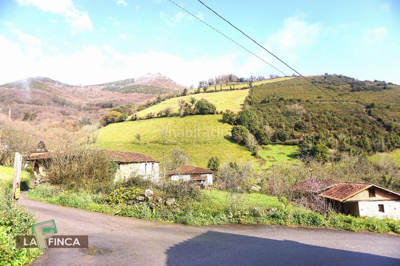 Foto f0d14974-9283-488e-8a12-2303ebb06c52. Casa a Belmonte de Miranda